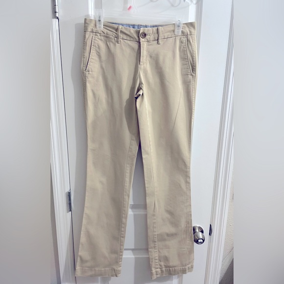 Banana Republic - Woman’s Khaki Pants - Picture 3 of 6